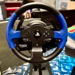 Thrustmaster T150 Force Feedback with stand