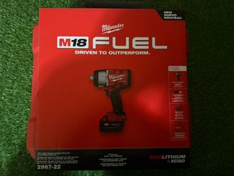 Milwaukee M18 1/2” Impact Wrench Kit