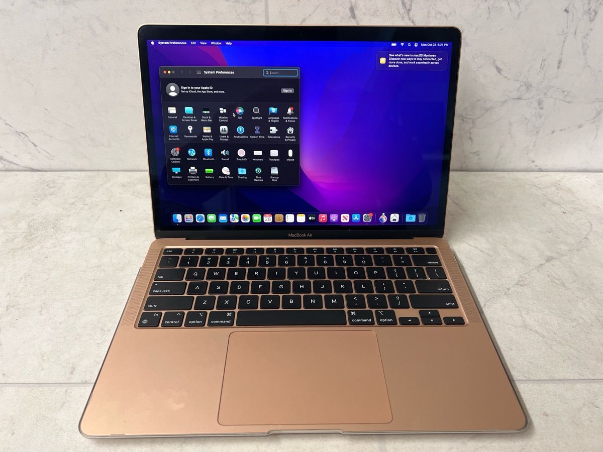  Apple MacBook Air A2337  – M1 Chip – 8GB RAM – 256GB SSD – 13" – 2020 (PO1017924)- Very Good Condition
