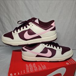 Size 10.5 - Nike Dunk Low Premium Valentine's Day