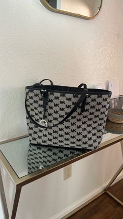 Michael Kors Tote