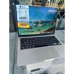 HUGE APPLE SALE TODAY! Apple 13" MacBook Air Retina M2 8GB Ram 256GB SSD 8 Core CPU 8 Core GPU 2022