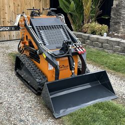 Arteer Skid Steer