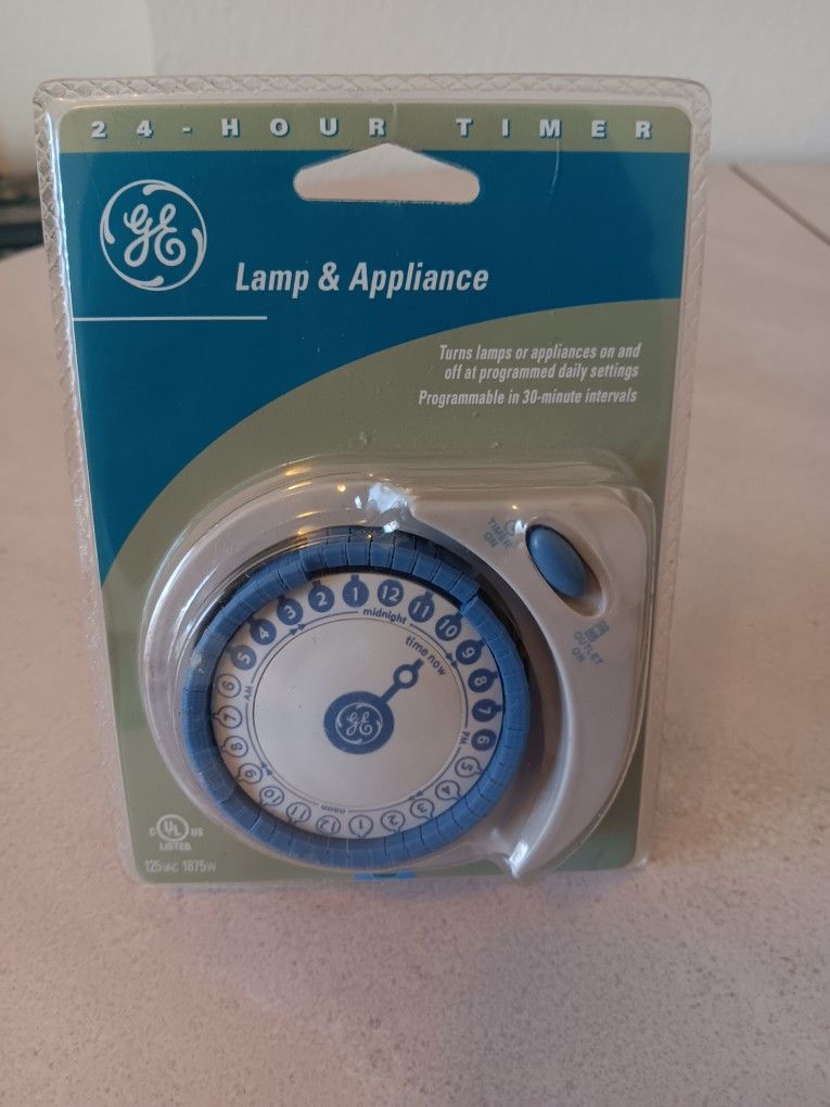 GE 24 Hour Programable Timer Lamp & Appliance 