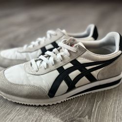 Onitsuka Tiger New York Sneakers - Cream/Black - Men's 6.5 / EU 39.5