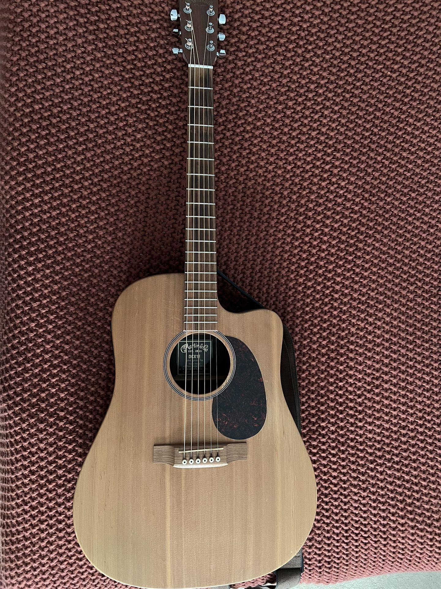 Martin DCX1E Acoustic-Electric Guitar Bundle