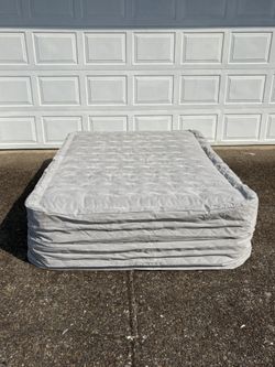 New Self-Inflatable Queen Air Mattress 