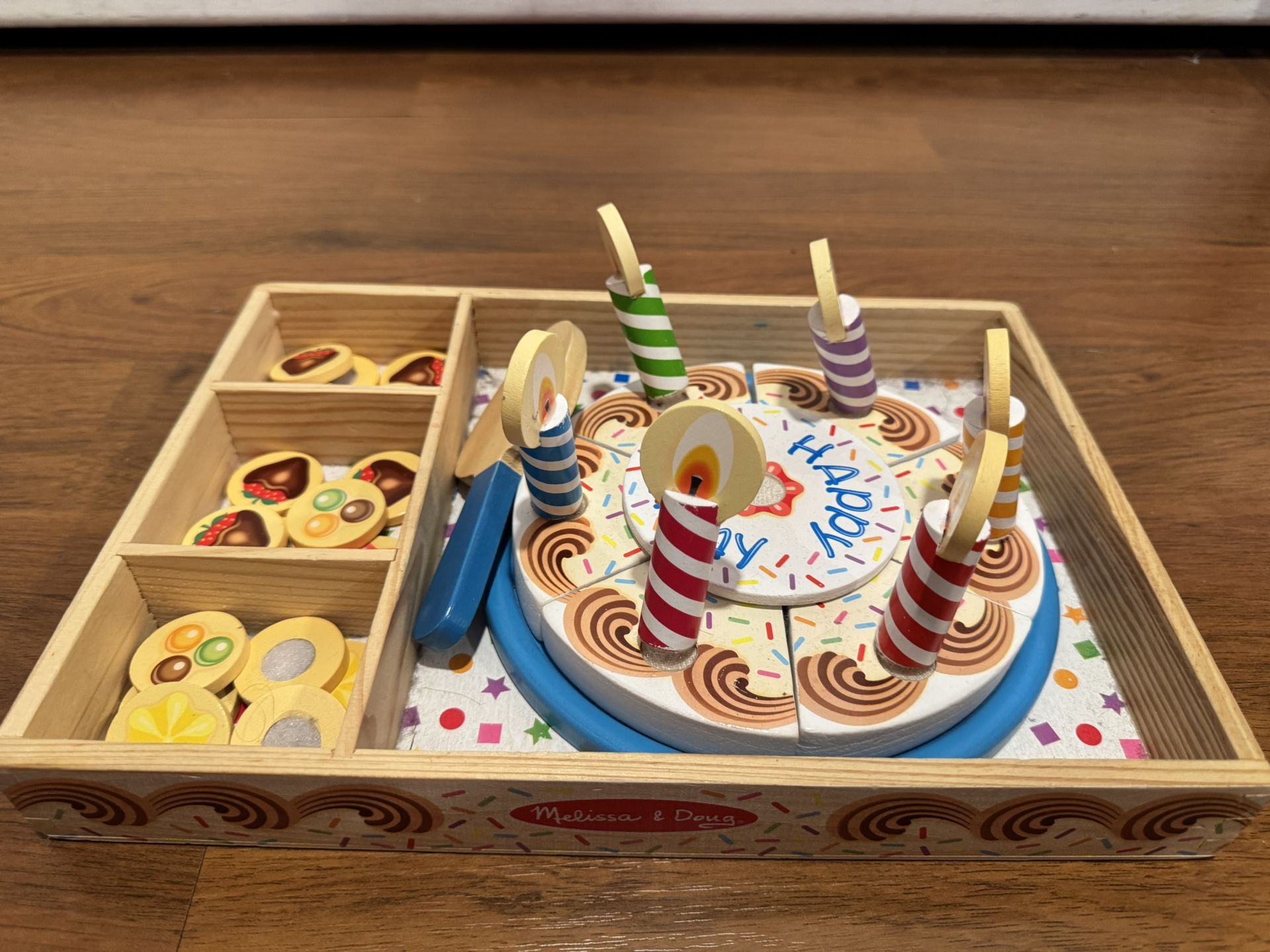 Melissa & Doug Birthday Party Cake – Wooden Play Food Set