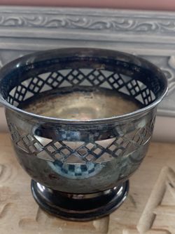Vintage candy bowl ( made in England)