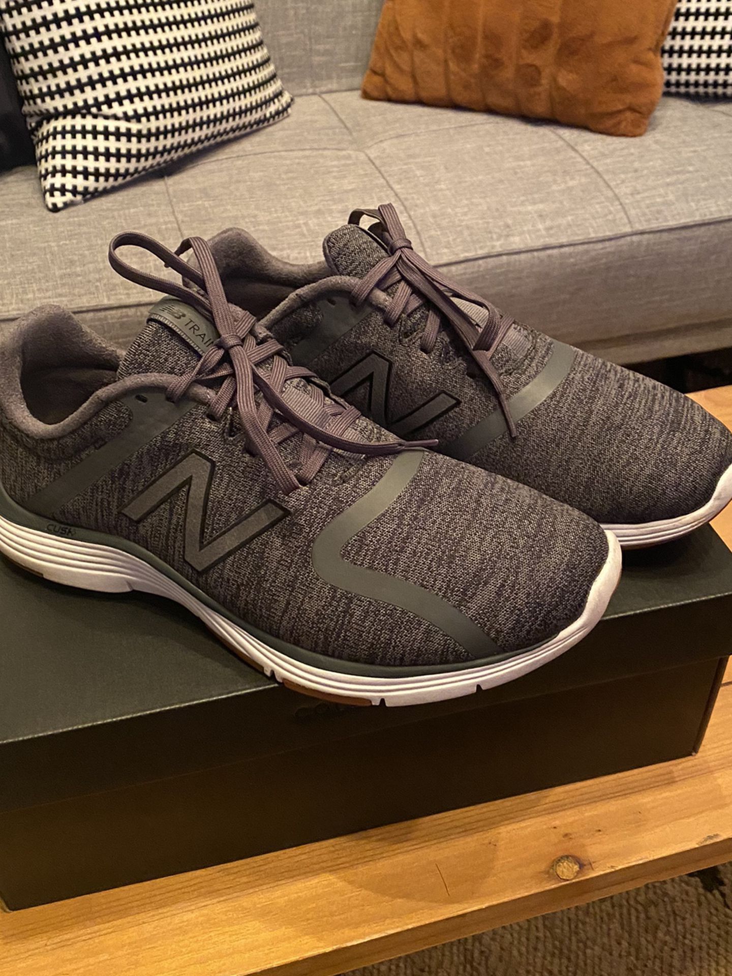 Men’s New Balance Trainers (11M) - Gently Used