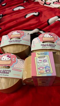 Hello Kitty and Friends Mystery Squishy dumpling