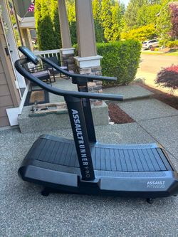AssaultRunner Pro Treadmill
