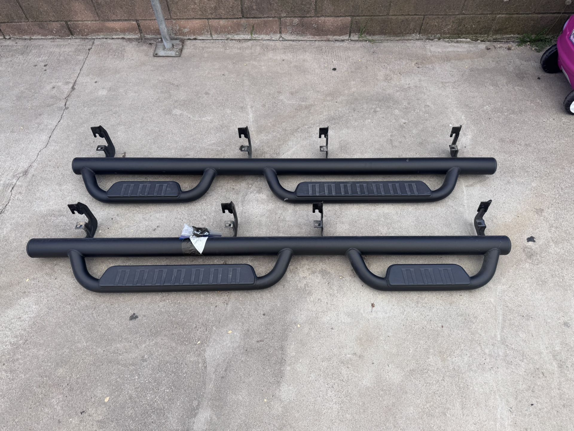 2020 GMC Canyon Foot Steps