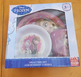Brand new Frozen 3 piece mealtime set