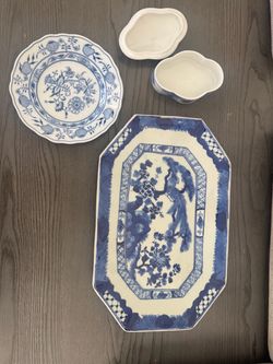 Blue and White Porcelain Ceramic Lot of 4