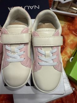 Children’s shoes