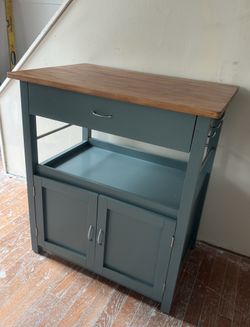 Repainted kitchen Countertop / Cabinet $90 OBO