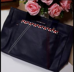 Tommy Hilfiger Bag