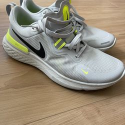 Mens Nike Running Shoes Size 10