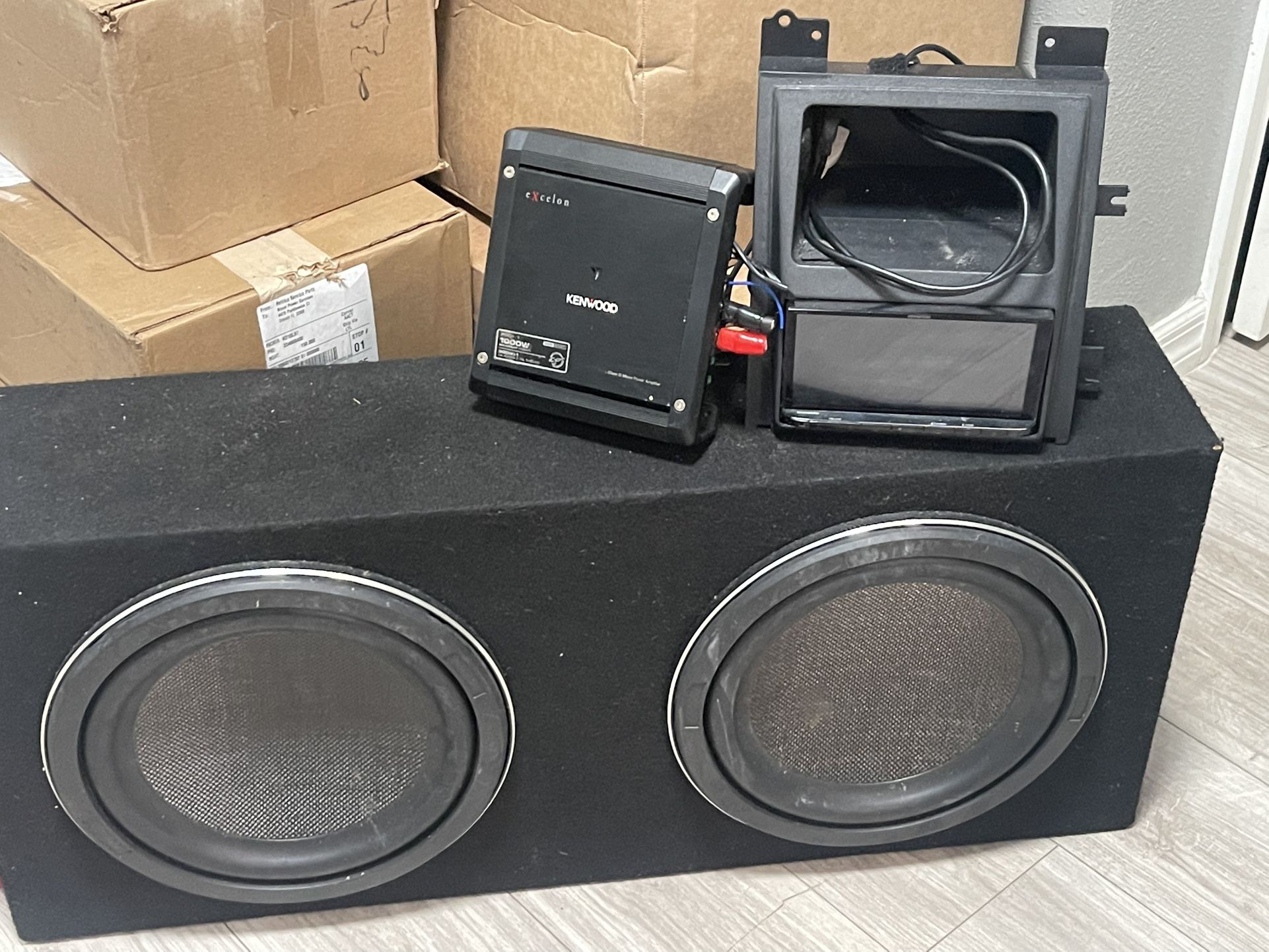 Kenwood Excelon Car Stereo System