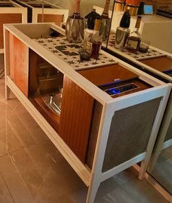 Magnavox Vintage TV/Media console bar conversion