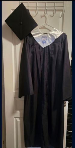 Black graduation gown