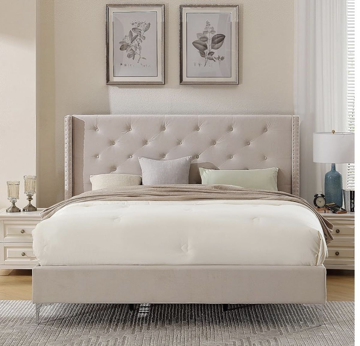 ✨ Velvet Tufted California King Bed Frame - LIKE NEW– $375 (Palm Desert)
