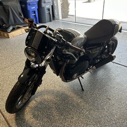 2017 Triumph Street Cup, 900 cc