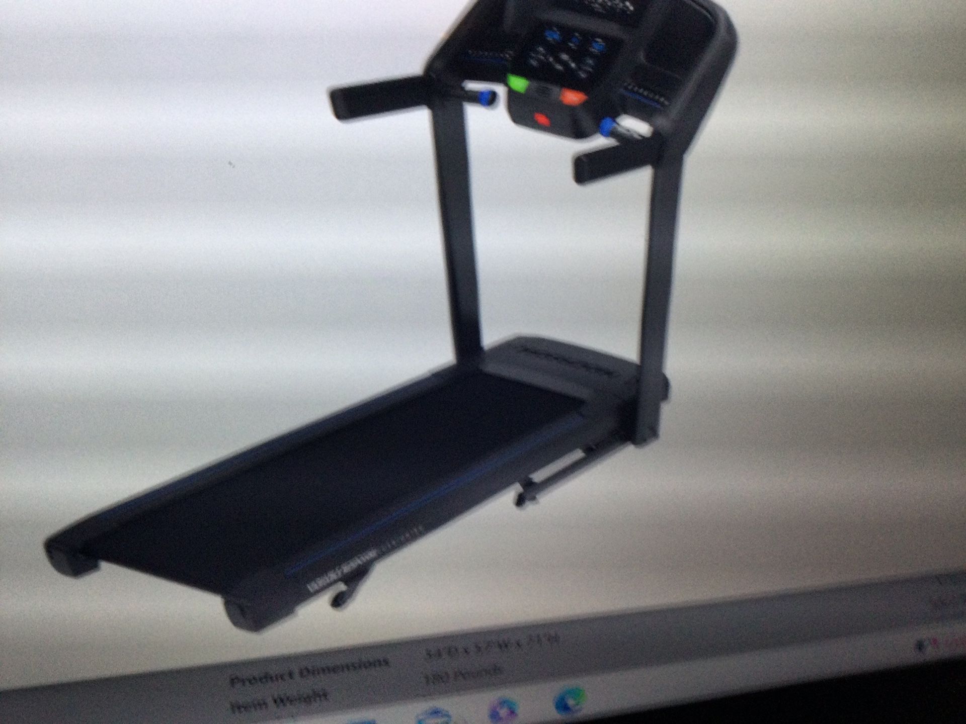 HORIZON FITNESS T101 TREADMILL …IN EXCELLENT WORKING CONDITION, SOME LIGHT SCUFFS ON PLATFORM, RARELY USED…CONSOLE LIKE NEW..