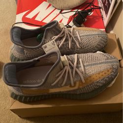 Yeezy Boost 350 V2