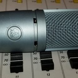 AKG Studio Mic