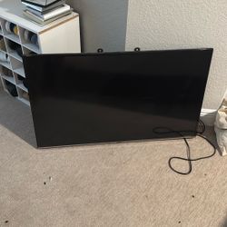 43 Inch Flatscreen