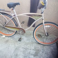 26.inch HUFFY (Panama jack ) Beach cruiser