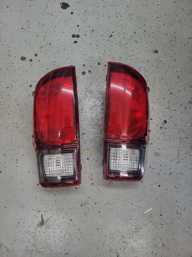 Tacoma  TAIL LIGHTS 
