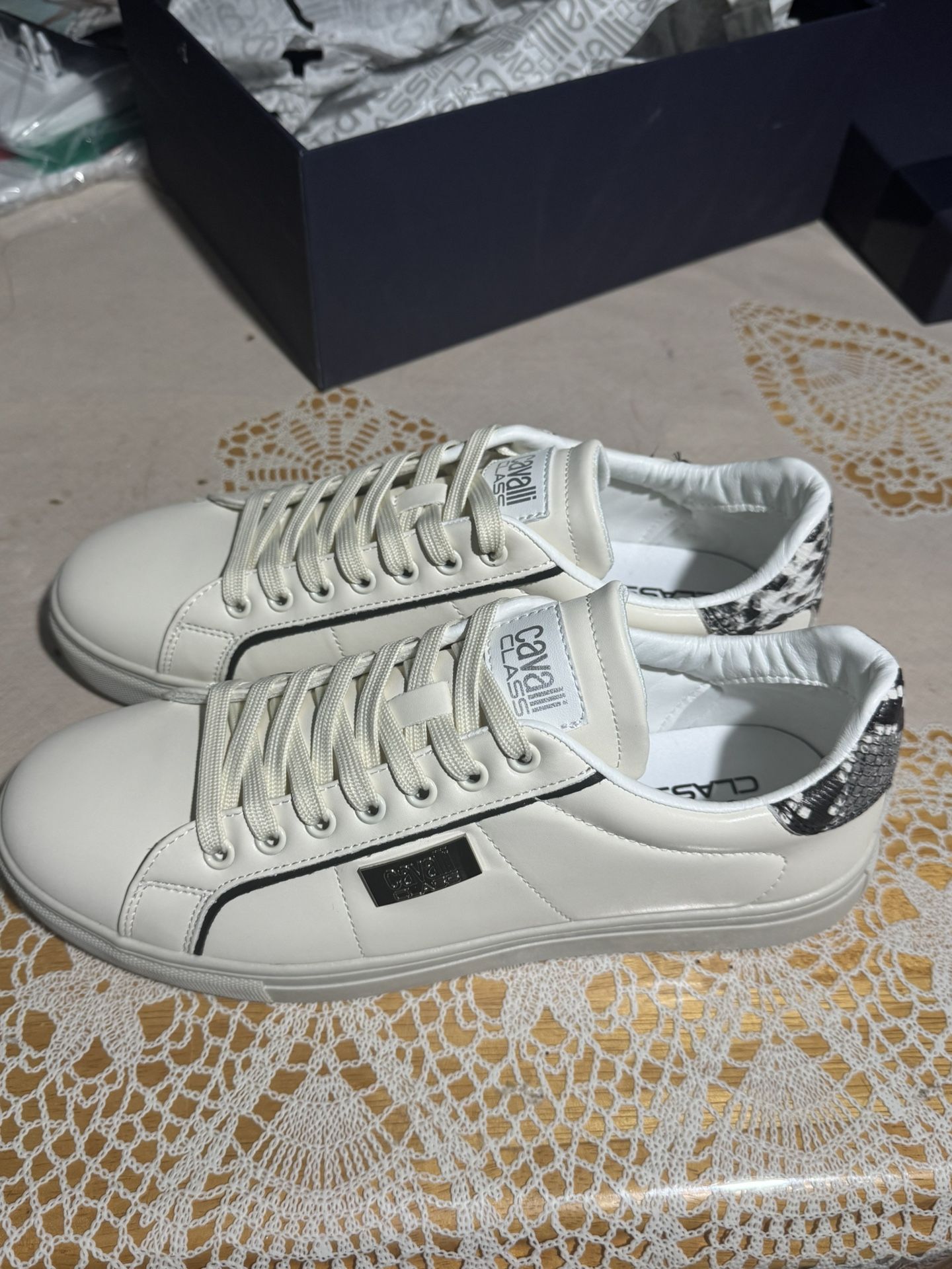 Shose