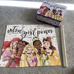 Princess Puzzle And Carrying Tin