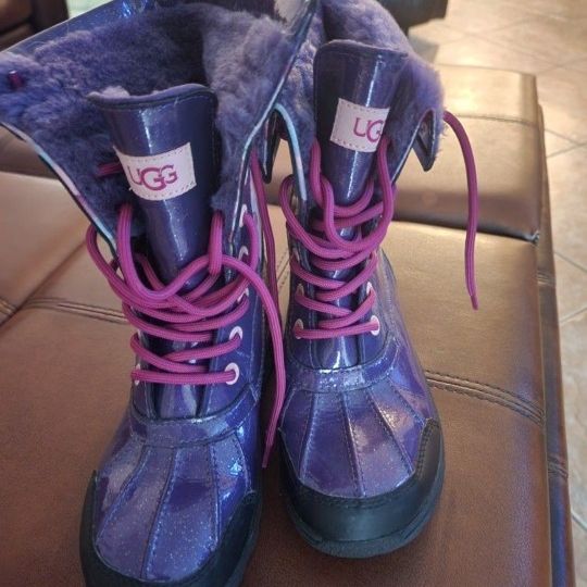 Ugg Boots for Sale in North Las Vegas, NV - OfferUp