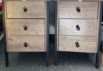 Set of 2 HOOBRO Nightstands – 3 Drawers Each – Like New