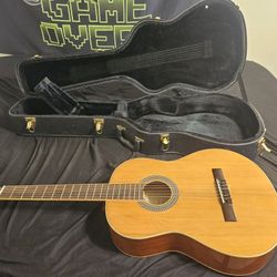 Este Guirra And Company Acoustic Guitar And Case
