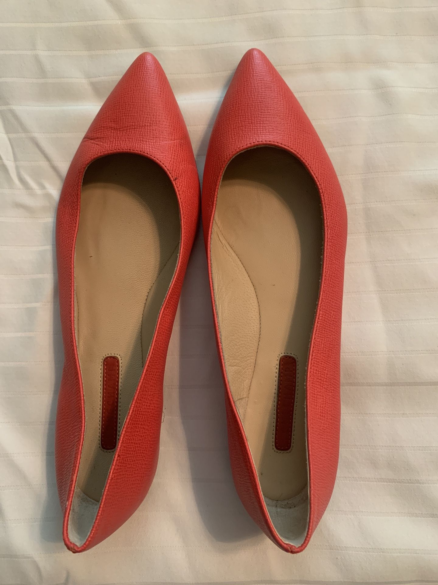 Size 36 Longchamp Coral Flats In Great Condition 