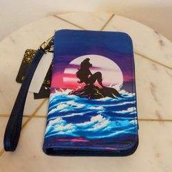 LITTLE MERMAID, FLOUNDER & SEBASTIÁN LOUNGEFLY WALLET
