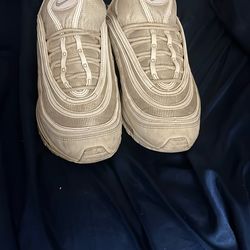 Used Nike Air Maxes