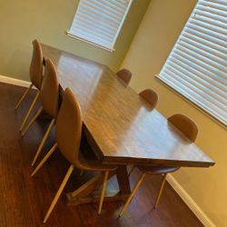 Dinning table With chairs