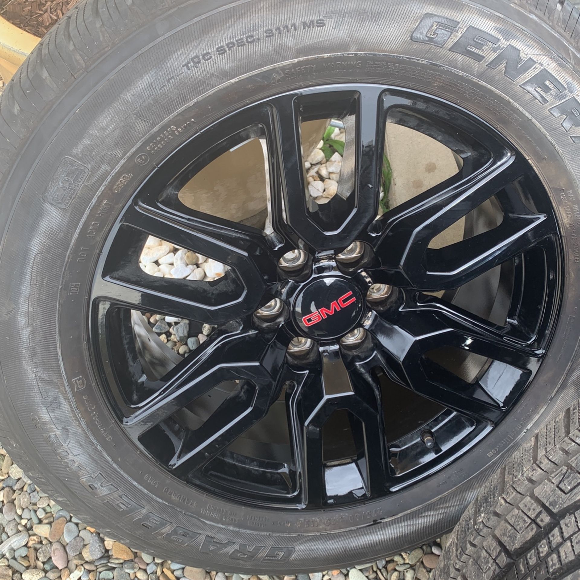 Nesh Rims R20 Rims And Tires 275/60 R20 for Sale in Waterford, CA - OfferUp