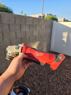 Milwaukee cordless grinder