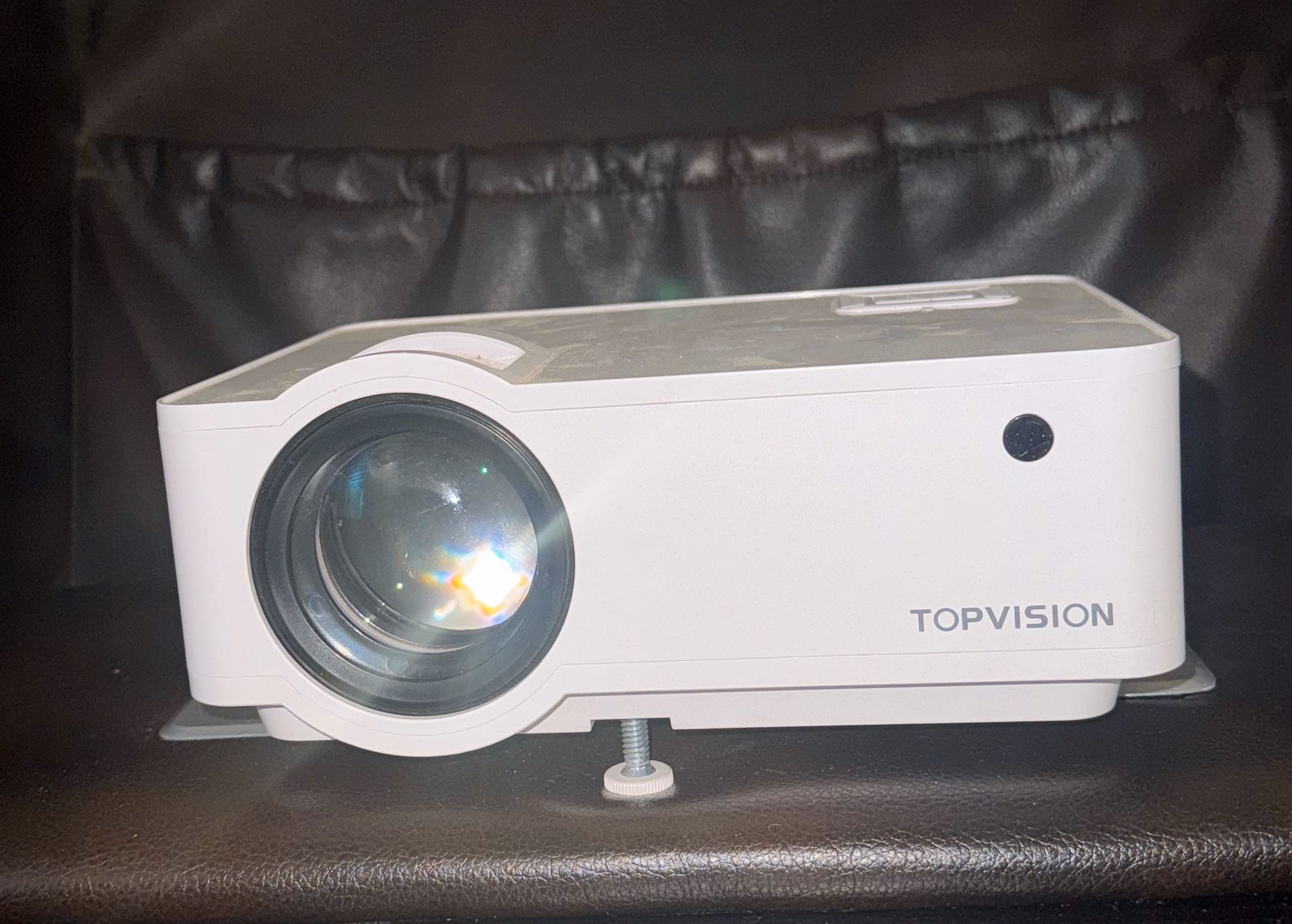 TOPVISION T6 Portable Mini Projector