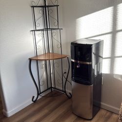 Corner Bakers Rack with Shelf