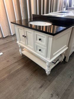 36in Vanity — Granite Top — Rare Discontinued Style