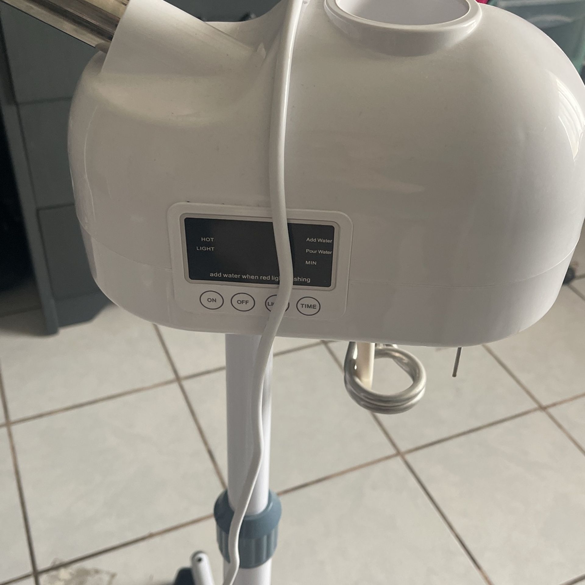 Facial steamer