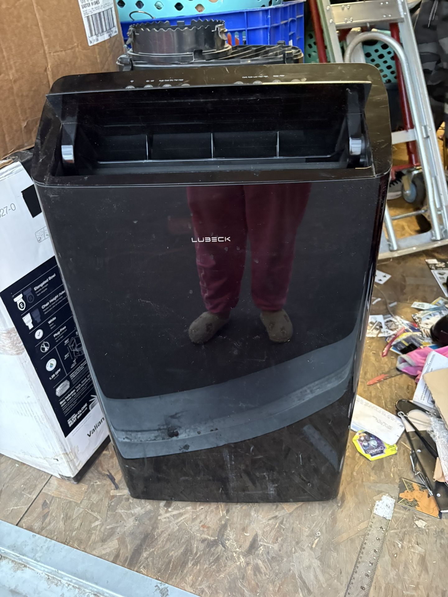 Lubek Ac Unit 10k BTU